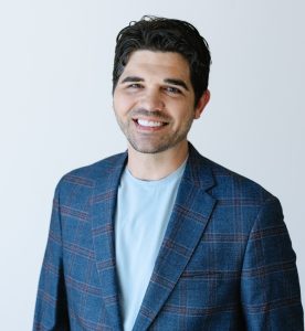 wes warren headshot